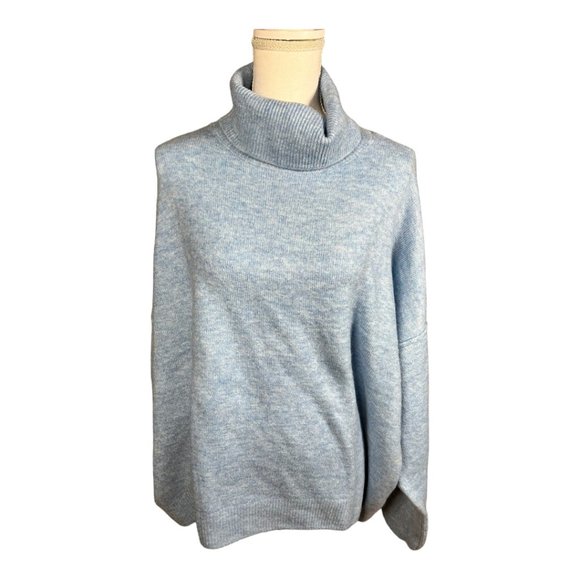 Vince Camuto Turtleneck Sweater‎ - Picture 1 of 6
